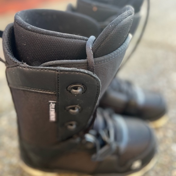 5th Element snowboard boots - Picture 4 of 5